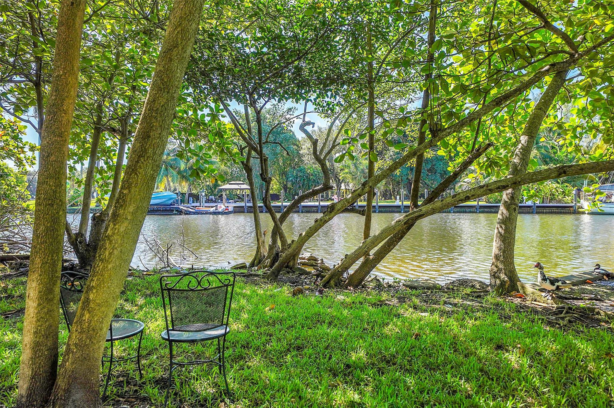 407 SW 13th Ter 407