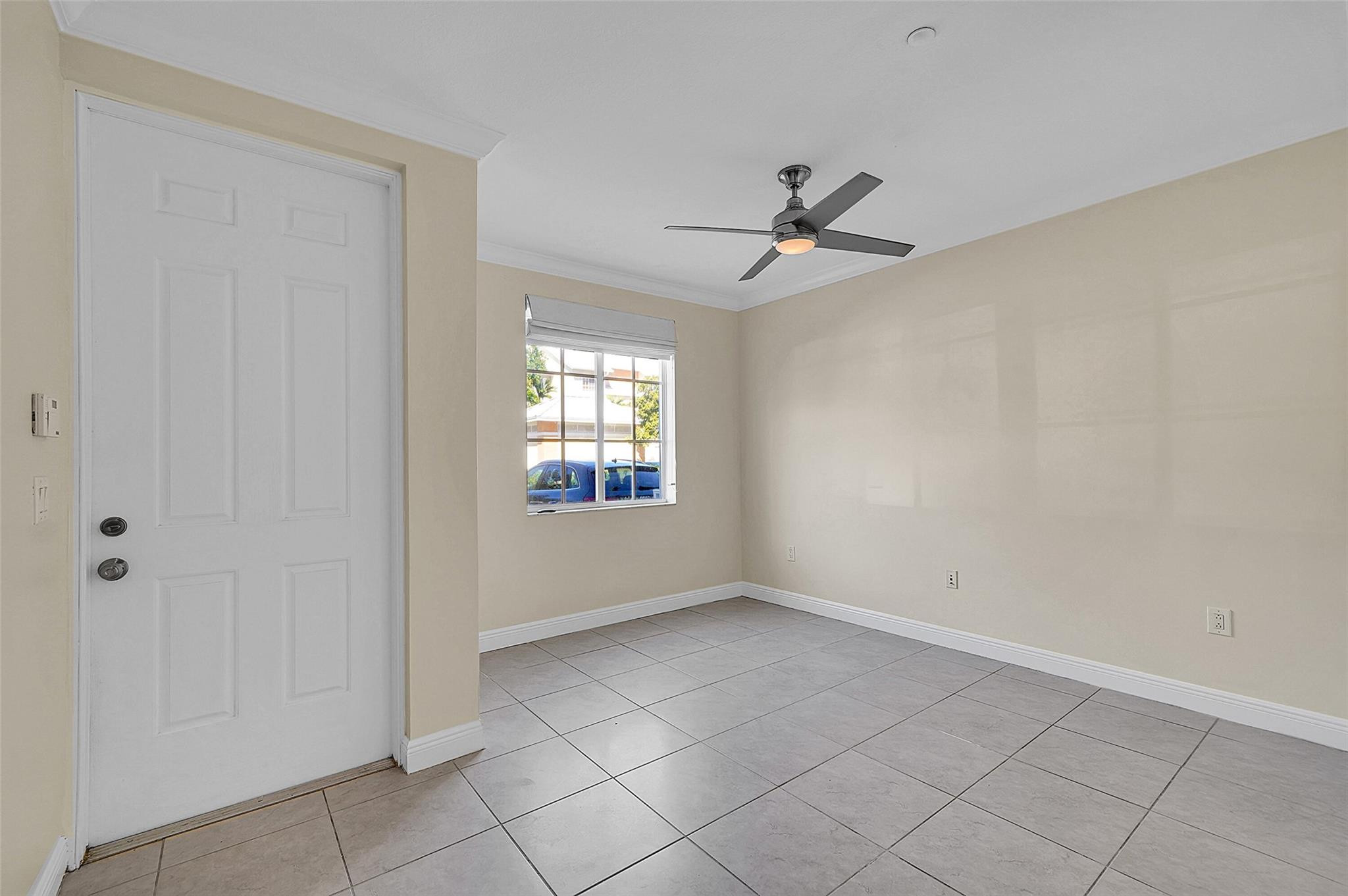 407 SW 13th Ter 407
