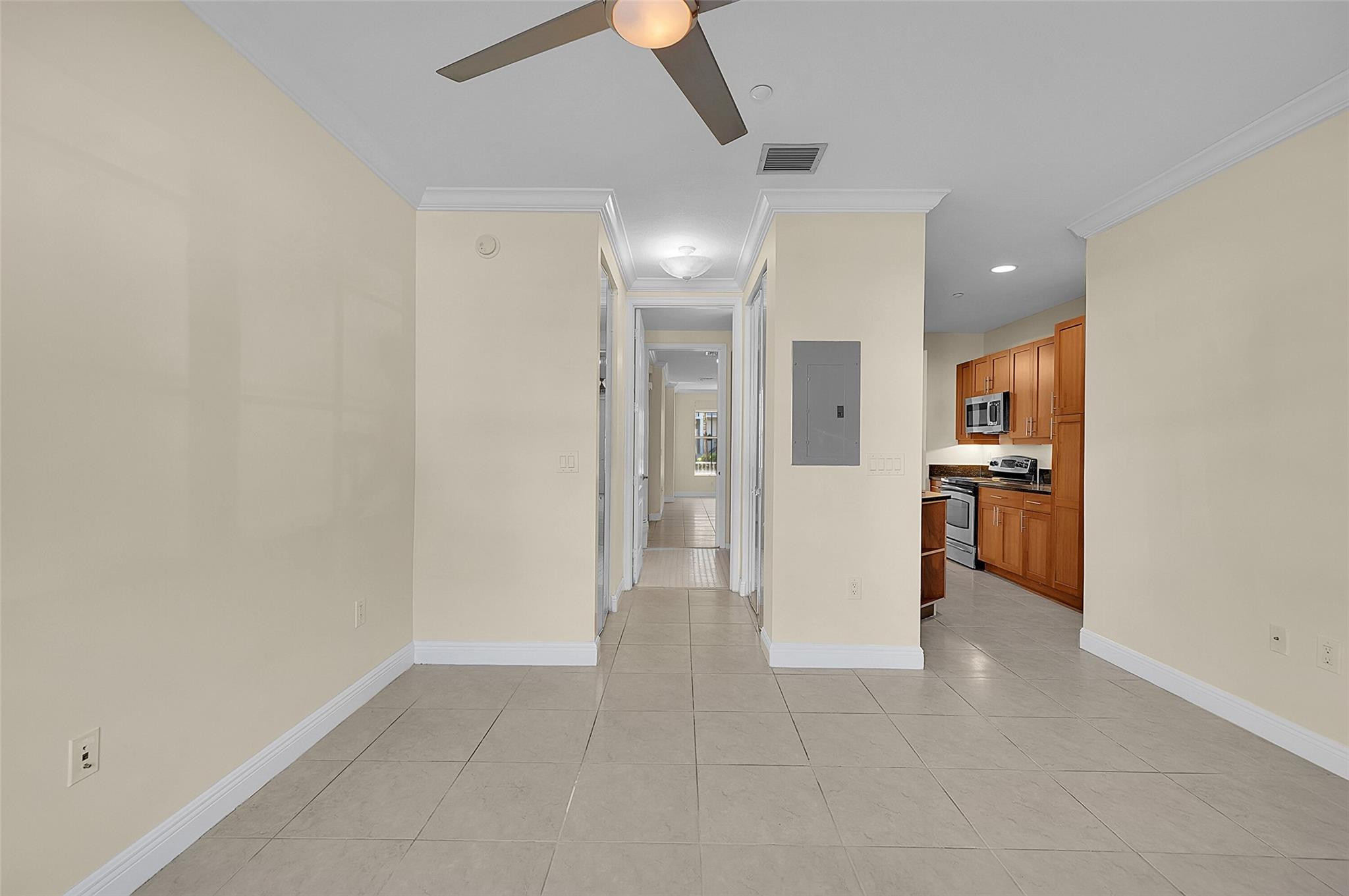 407 SW 13th Ter 407