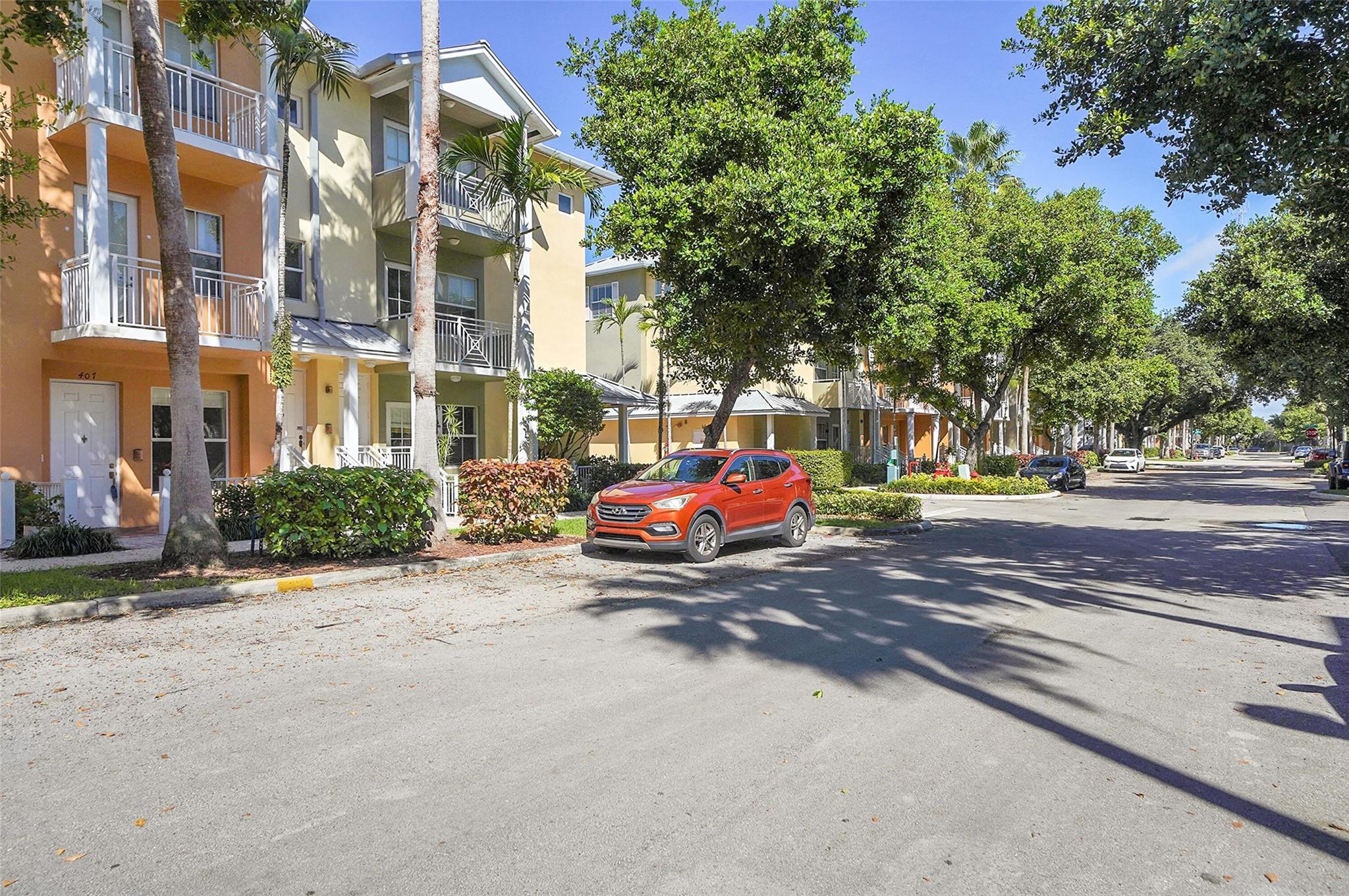 407 SW 13th Ter 407