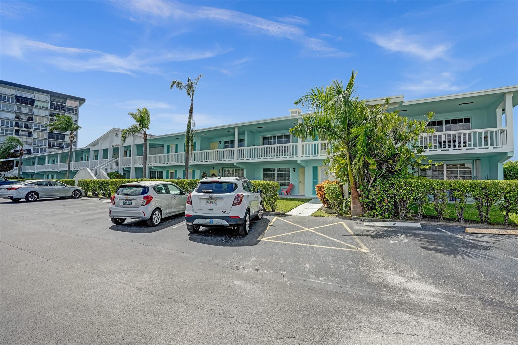 931 SE 9th Ave 2