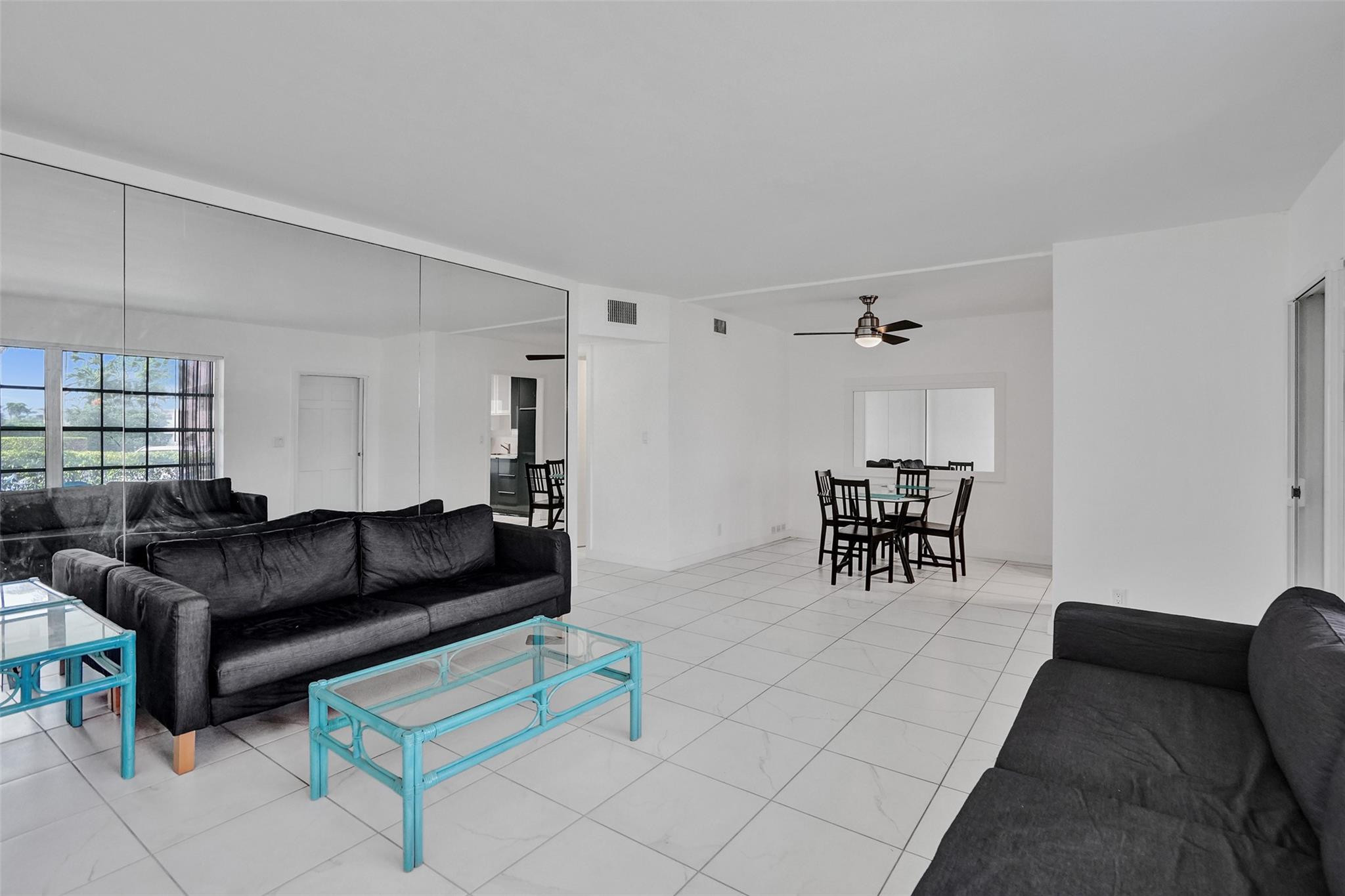931 SE 9th Ave 2