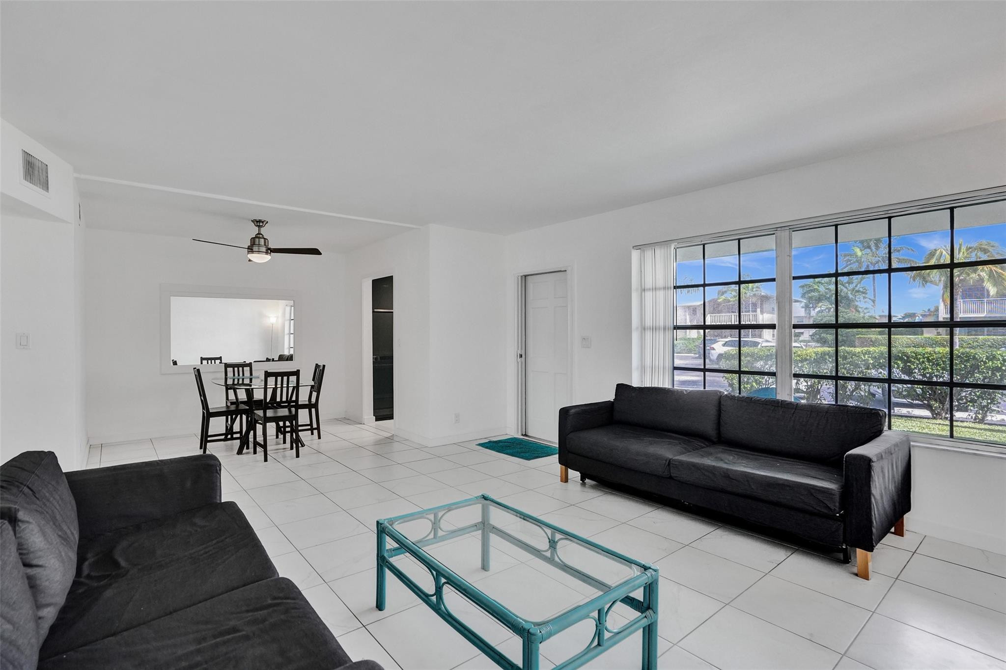 931 SE 9th Ave 2