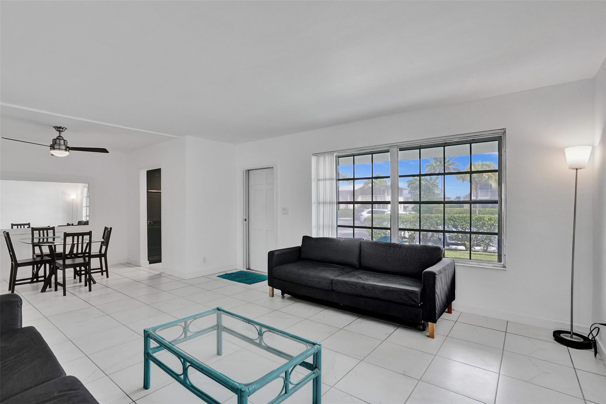 931 SE 9th Ave 2