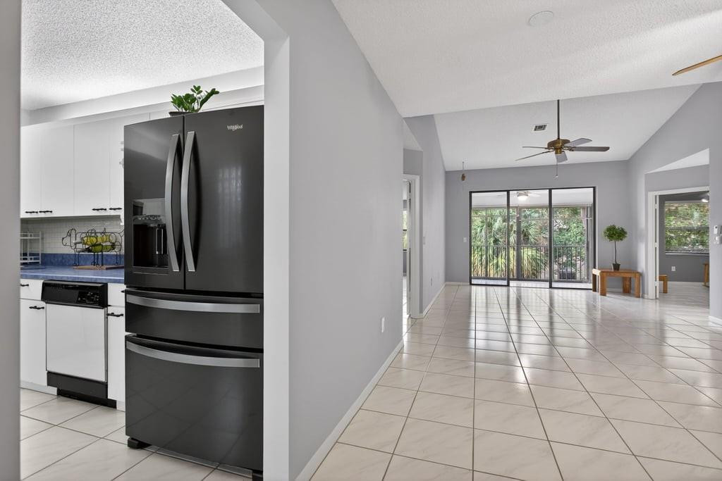 4250 NW 30th St 357