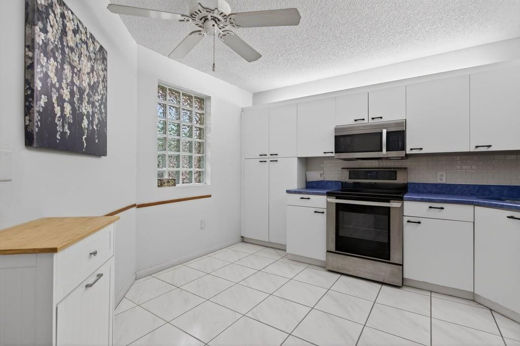 4250 NW 30th St 357