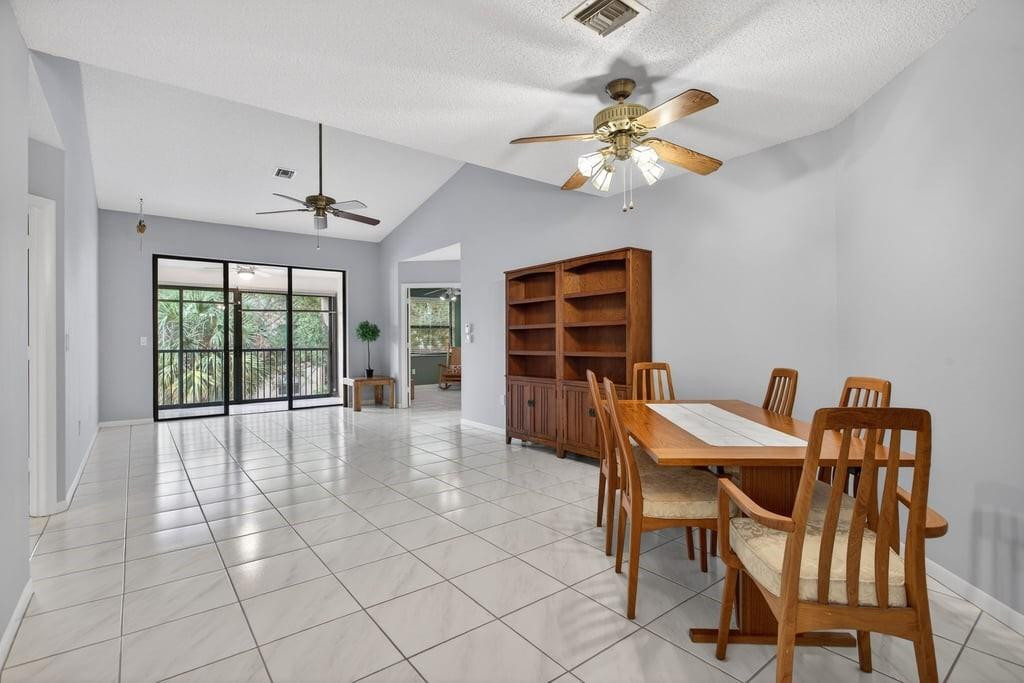 4250 NW 30th St 357