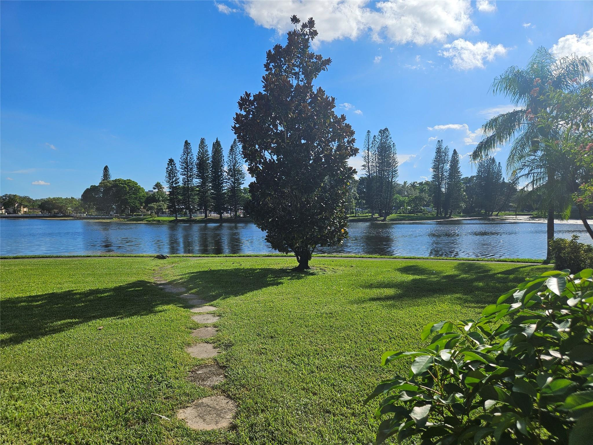 4250 NW 30th St 357