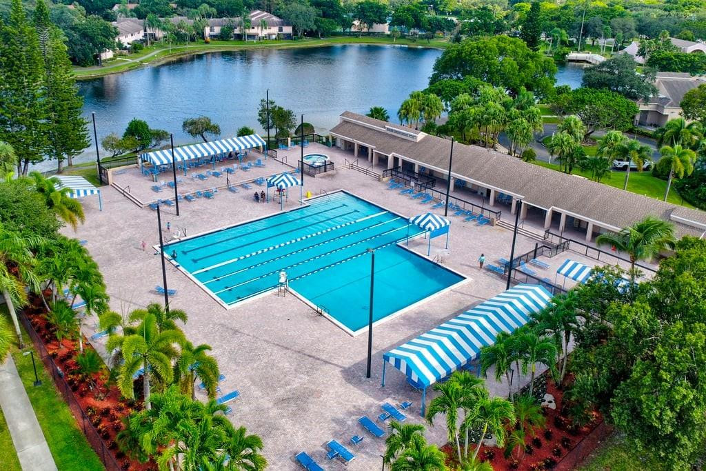 4250 NW 30th St 357