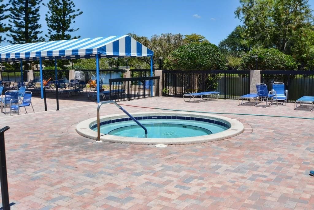4250 NW 30th St 357