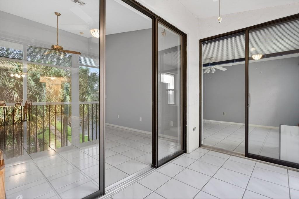 4250 NW 30th St 357