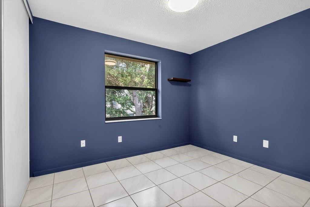4250 NW 30th St 357