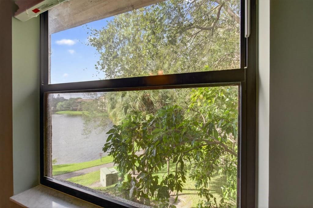 4250 NW 30th St 357