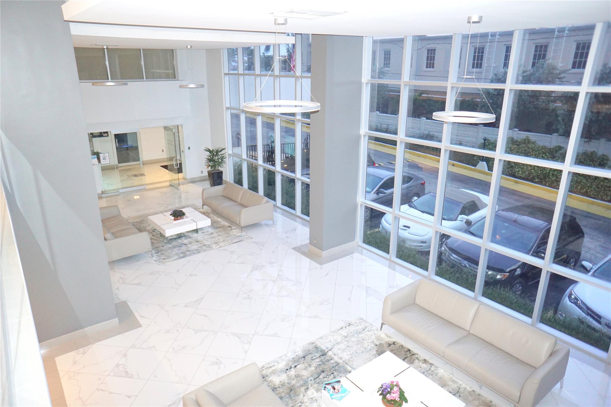 525 N Ocean Blvd 1025