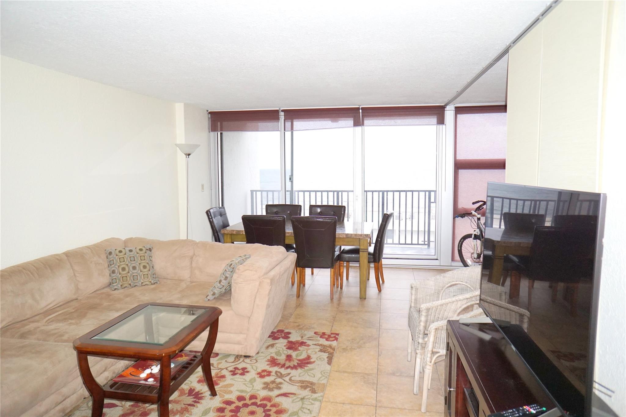 525 N Ocean Blvd 1025