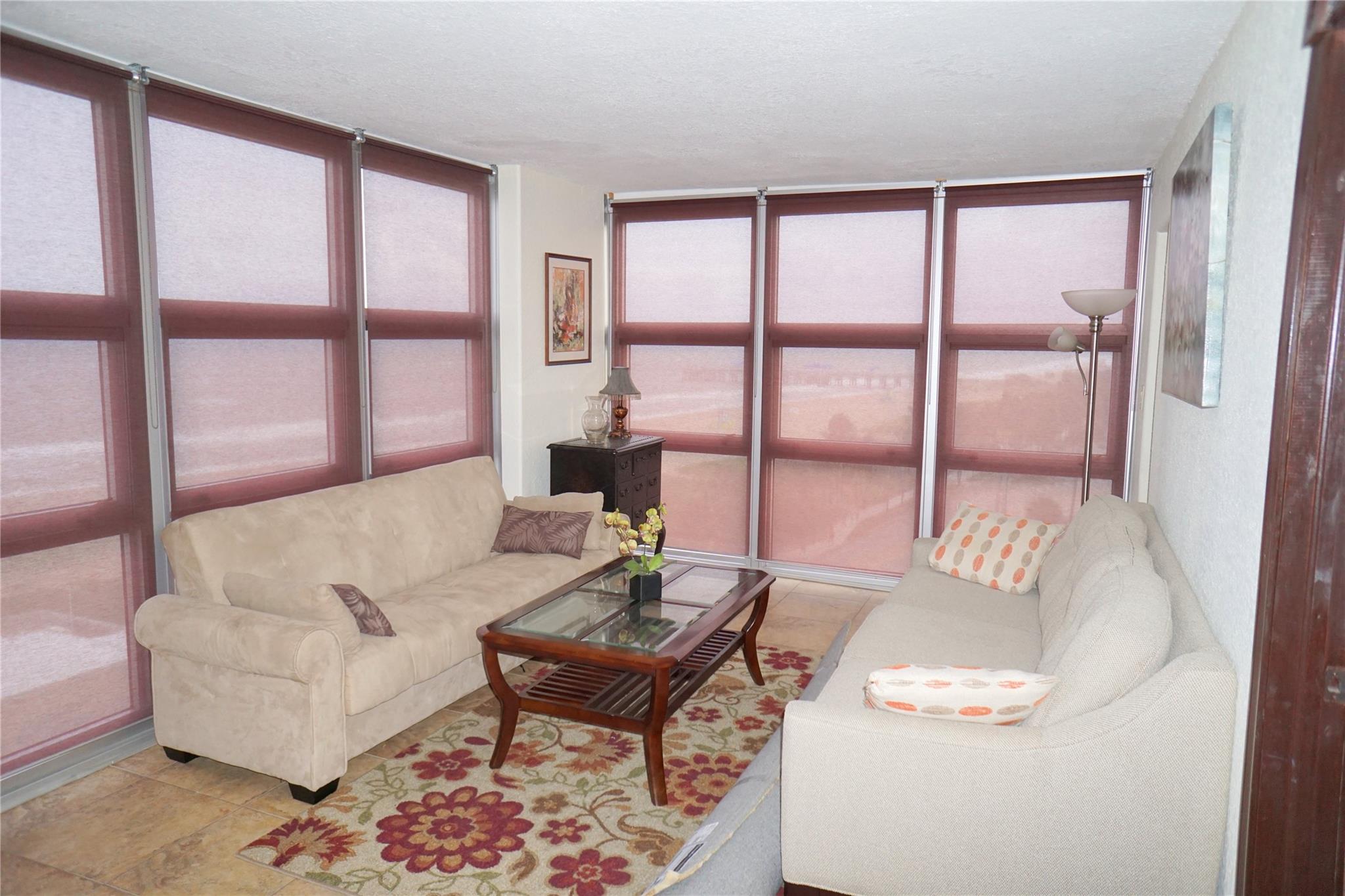 525 N Ocean Blvd 1025