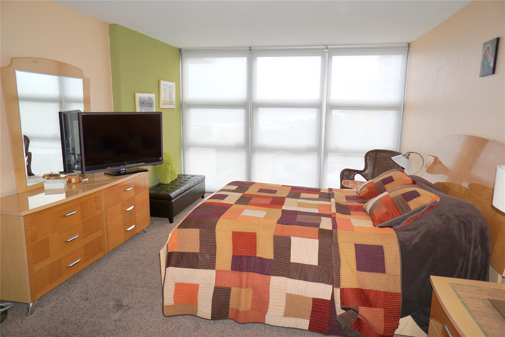 525 N Ocean Blvd 1025