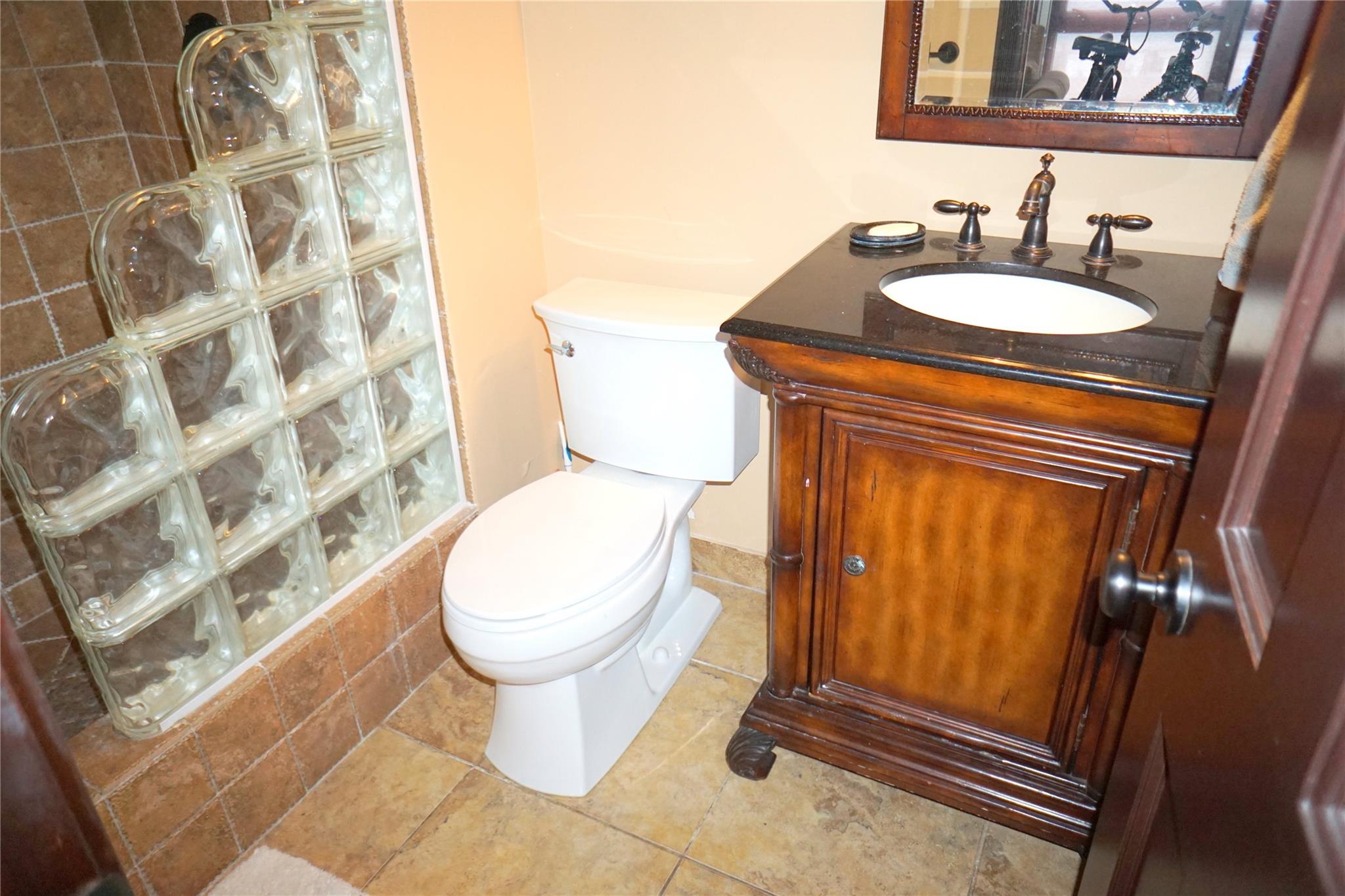 525 N Ocean Blvd 1025