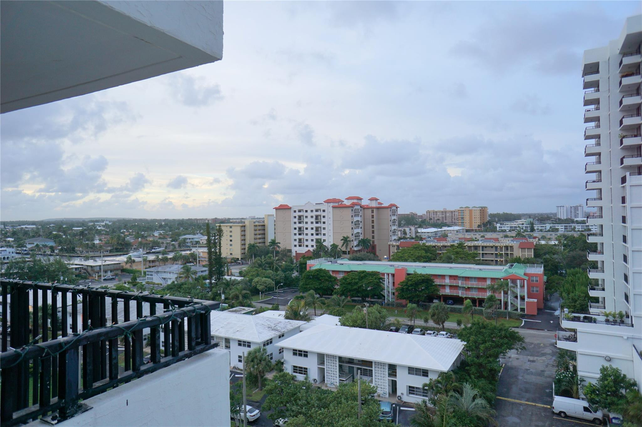 525 N Ocean Blvd 1025