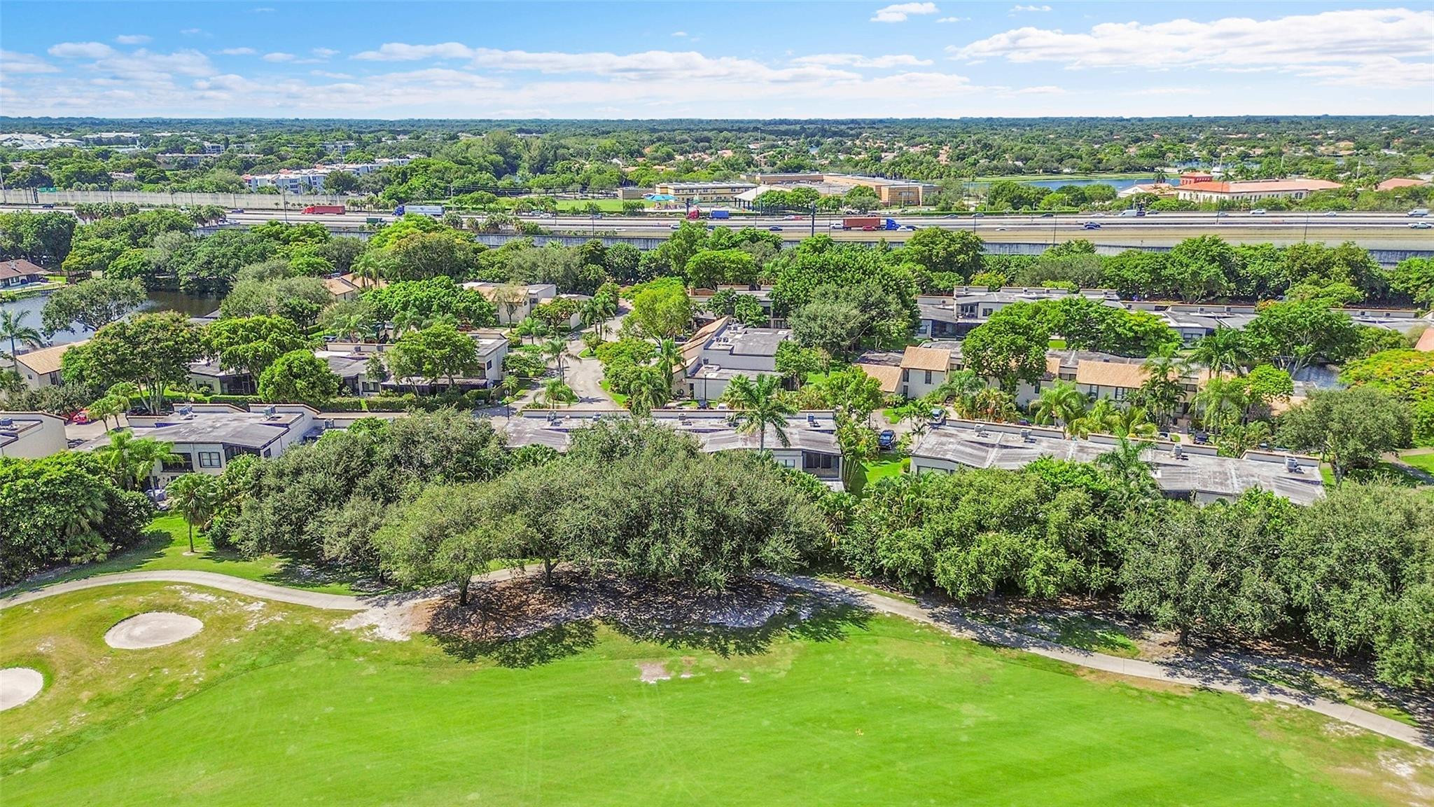 9713 N New River Canal Rd 301