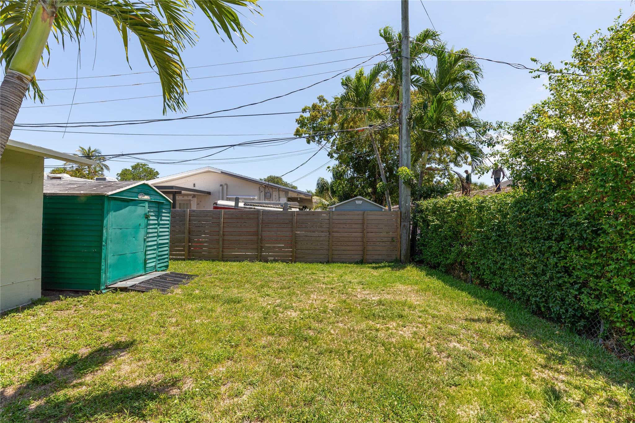 1530 SW 21st St