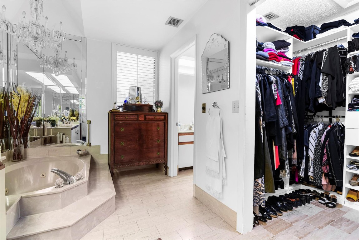 7535 La Paz Blvd 301