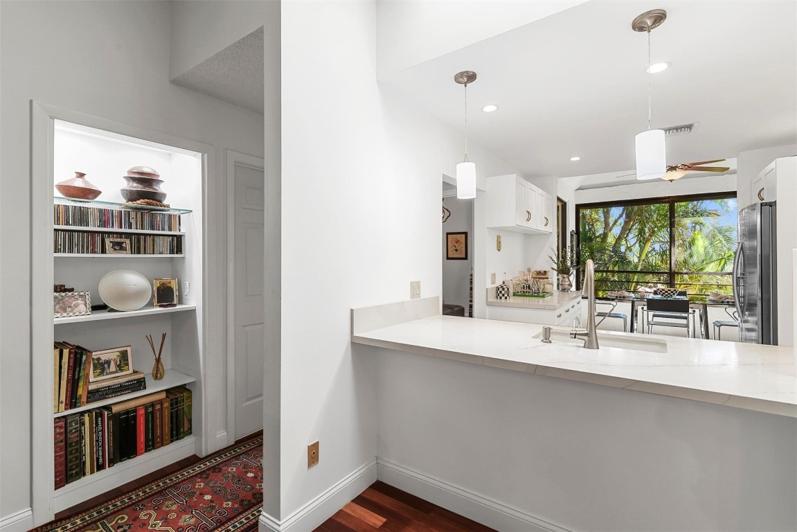 7535 La Paz Blvd 301