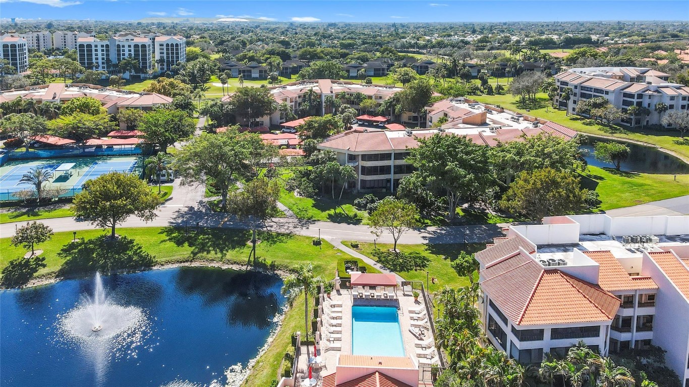 7535 La Paz Blvd 301