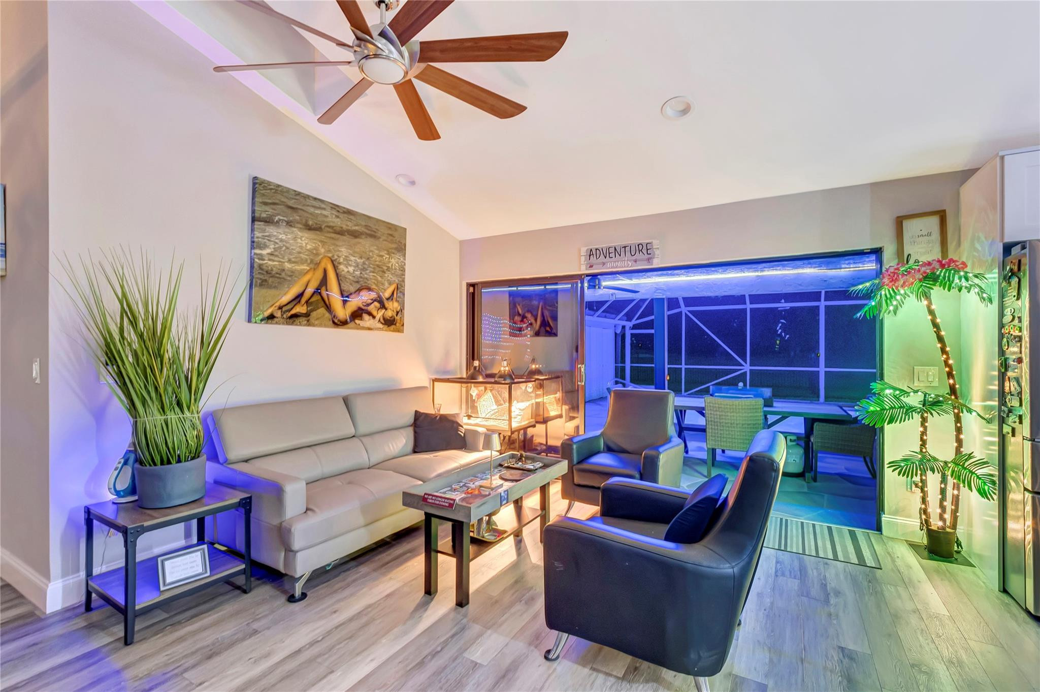 10182 Boca Woods Ln