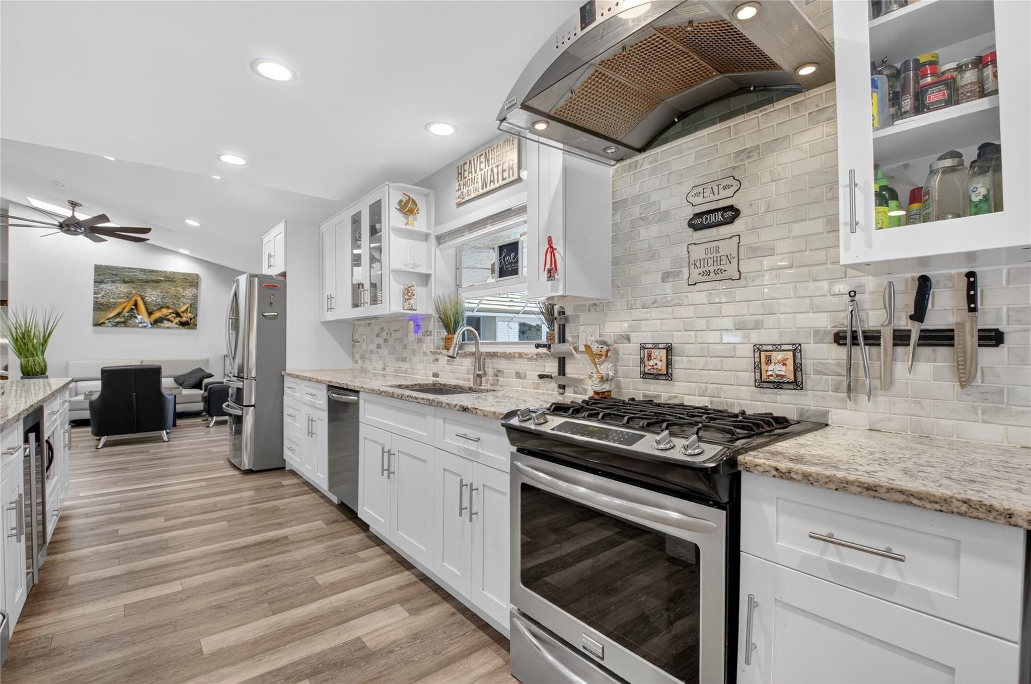 10182 Boca Woods Ln