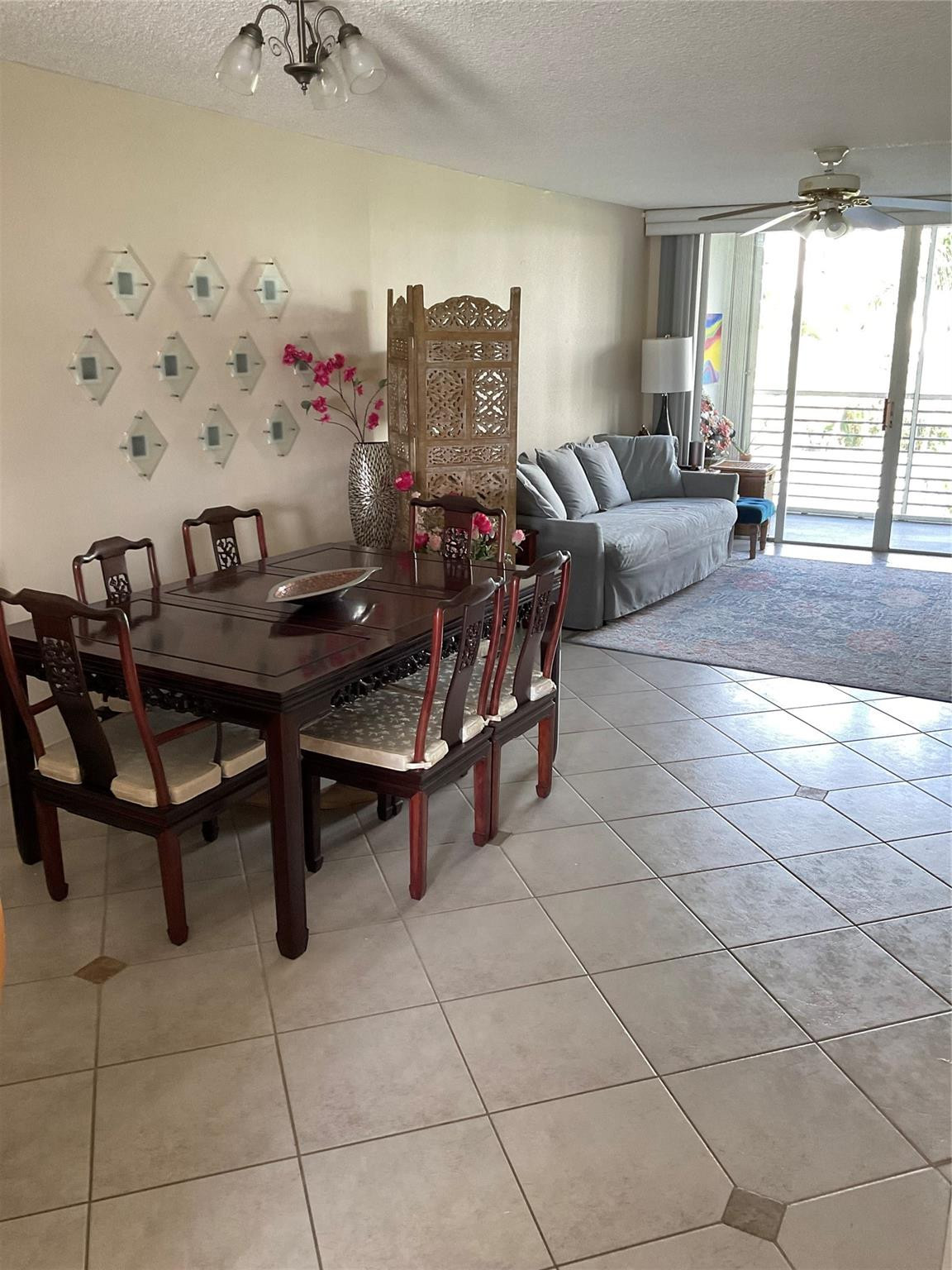 2731 NE 14th Street Cswy 307