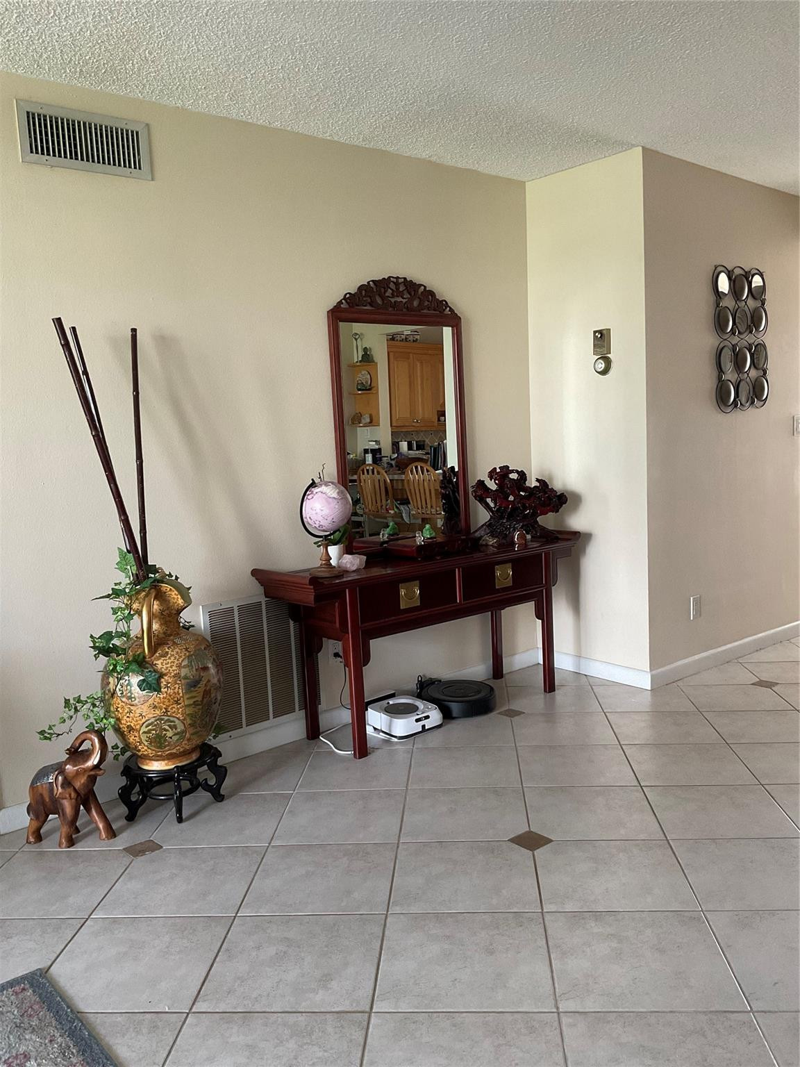 2731 NE 14th Street Cswy 307
