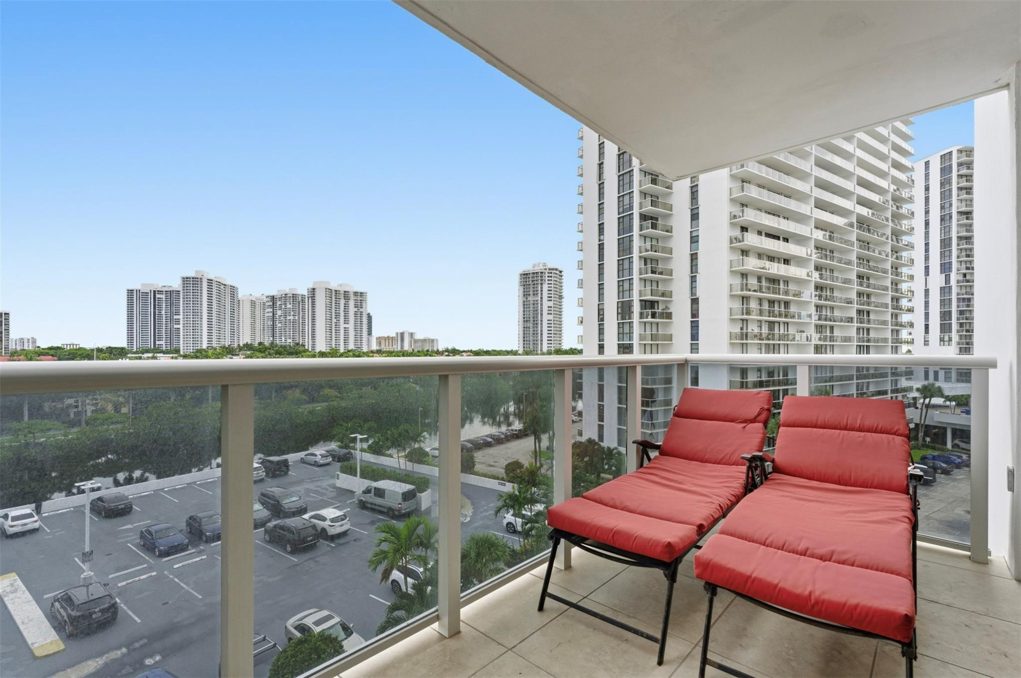 3675 N Country Club Dr 602