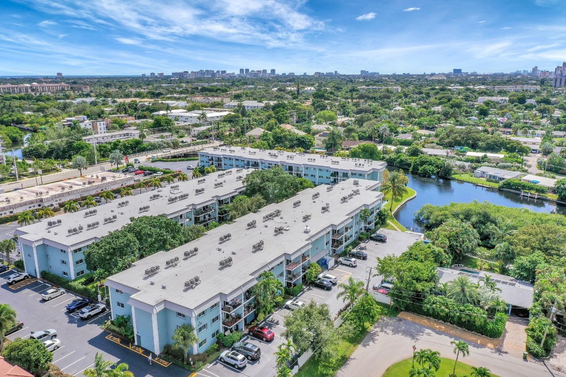 3000 NE 5th Ter 109-A