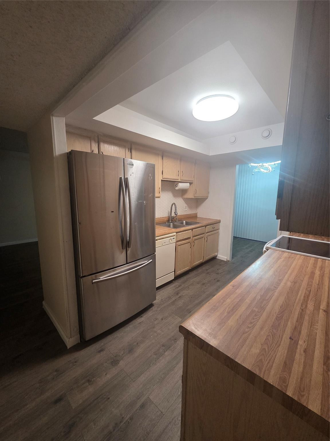 801 E Three Islands Blvd