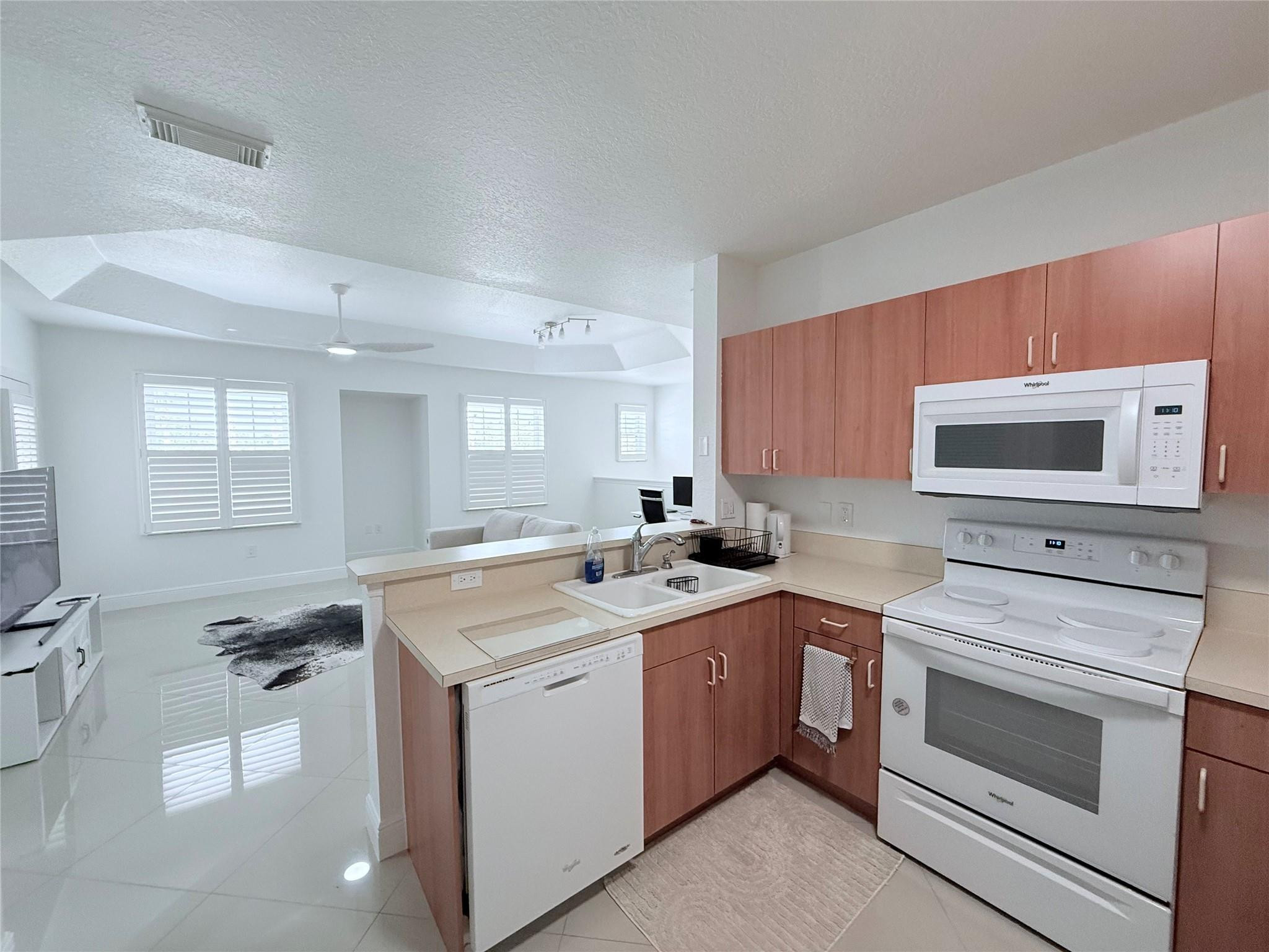 805 Belmont Pl 805