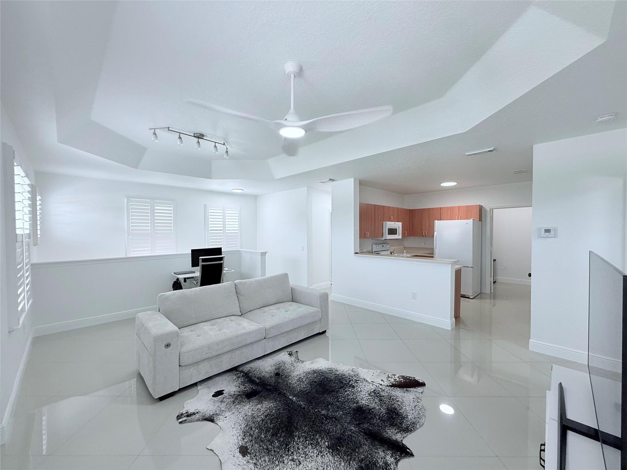 805 Belmont Pl 805