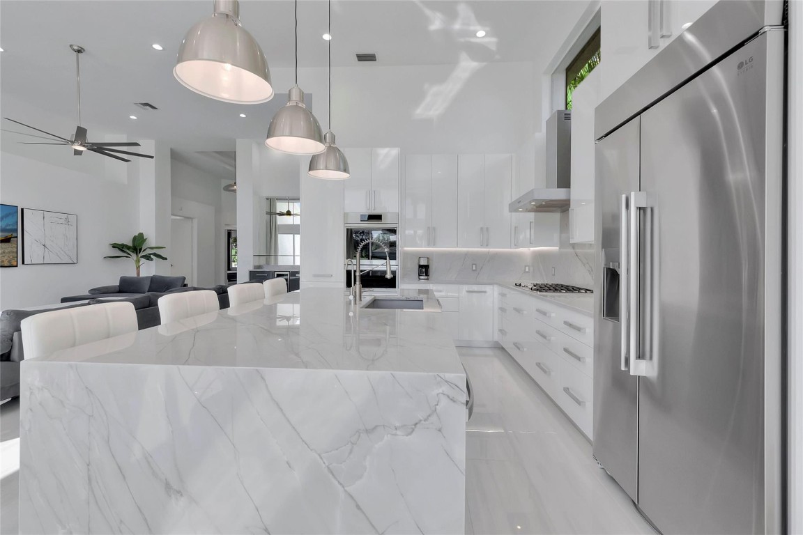 4088 NW Briarcliff Circle