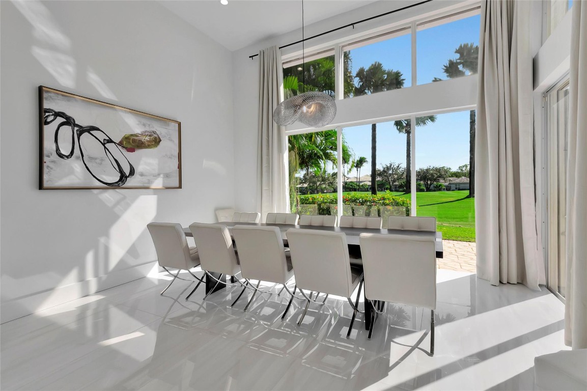 4088 NW Briarcliff Circle