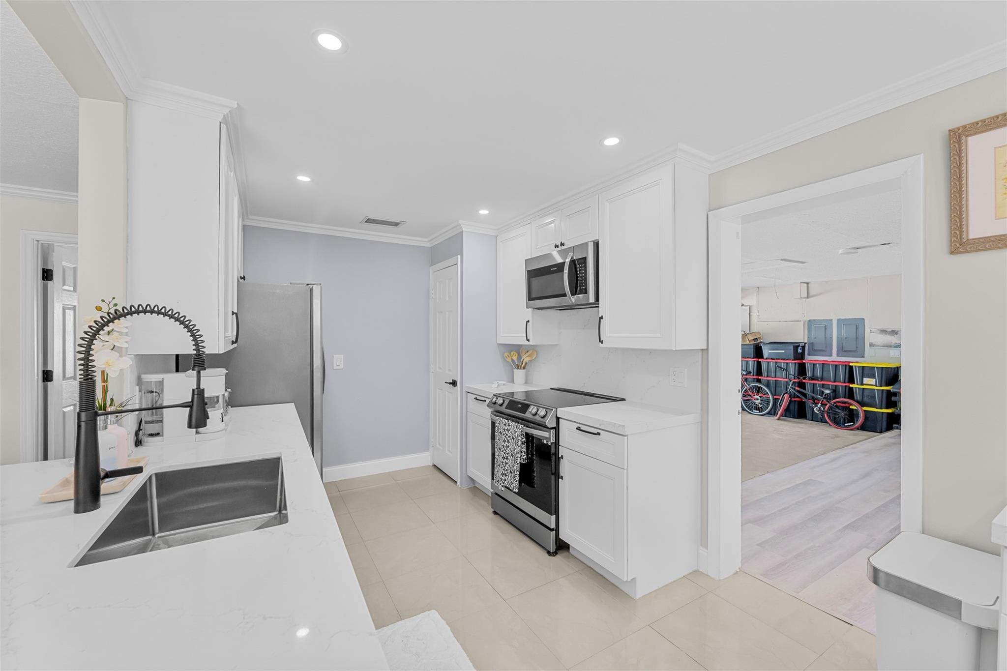 2550 Ray Ct