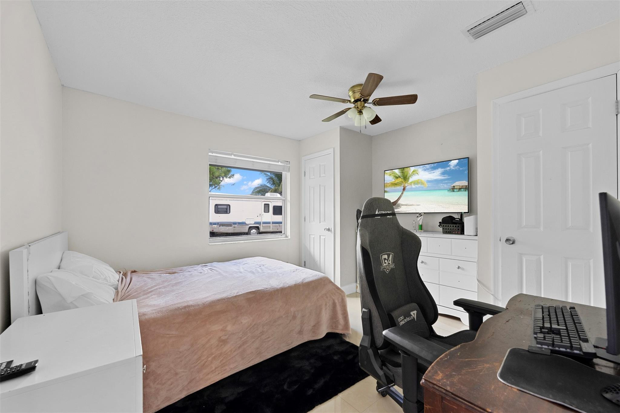 2550 Ray Ct