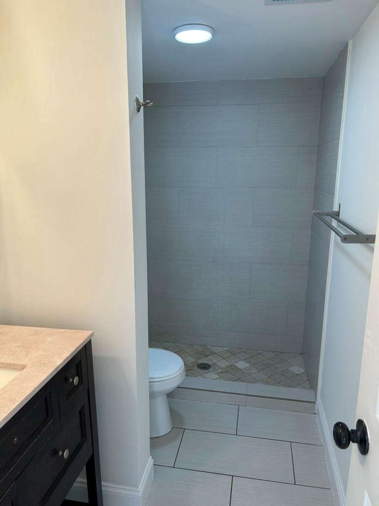 21895 Lake Forest Cir 106