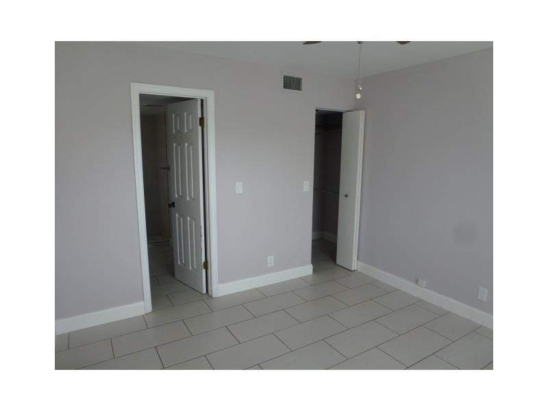 21895 Lake Forest Cir 106