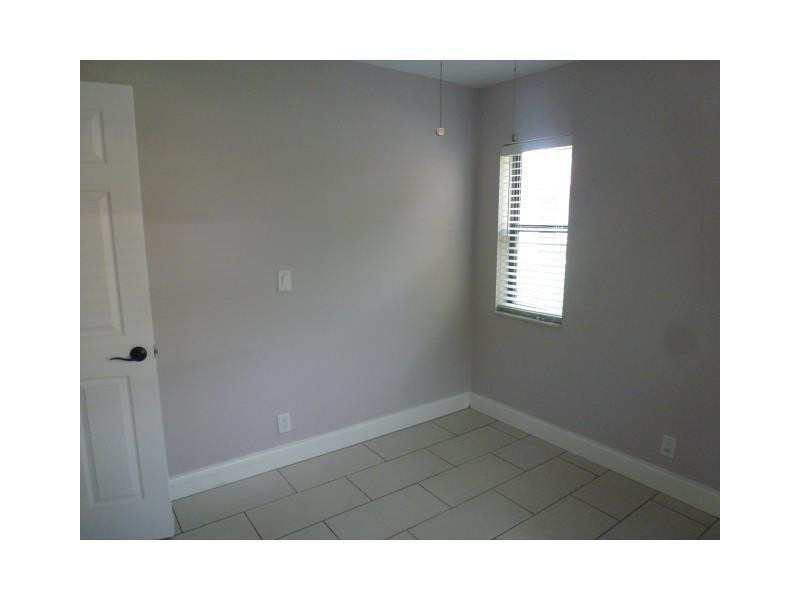 21895 Lake Forest Cir 106