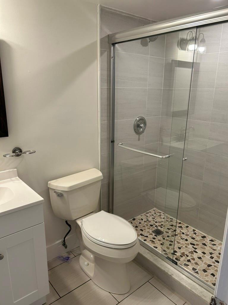 21895 Lake Forest Cir 106