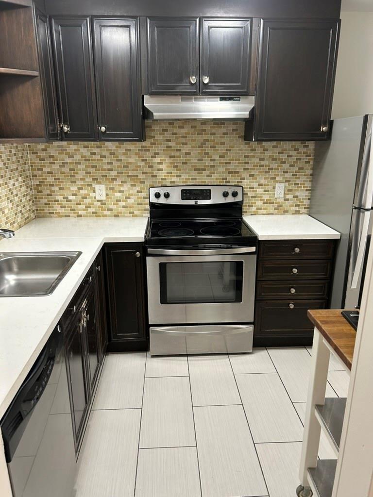 21895 Lake Forest Cir 106