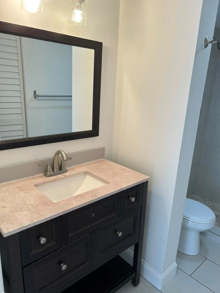 21895 Lake Forest Cir 106