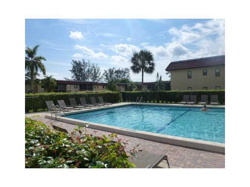 21895 Lake Forest Cir 106