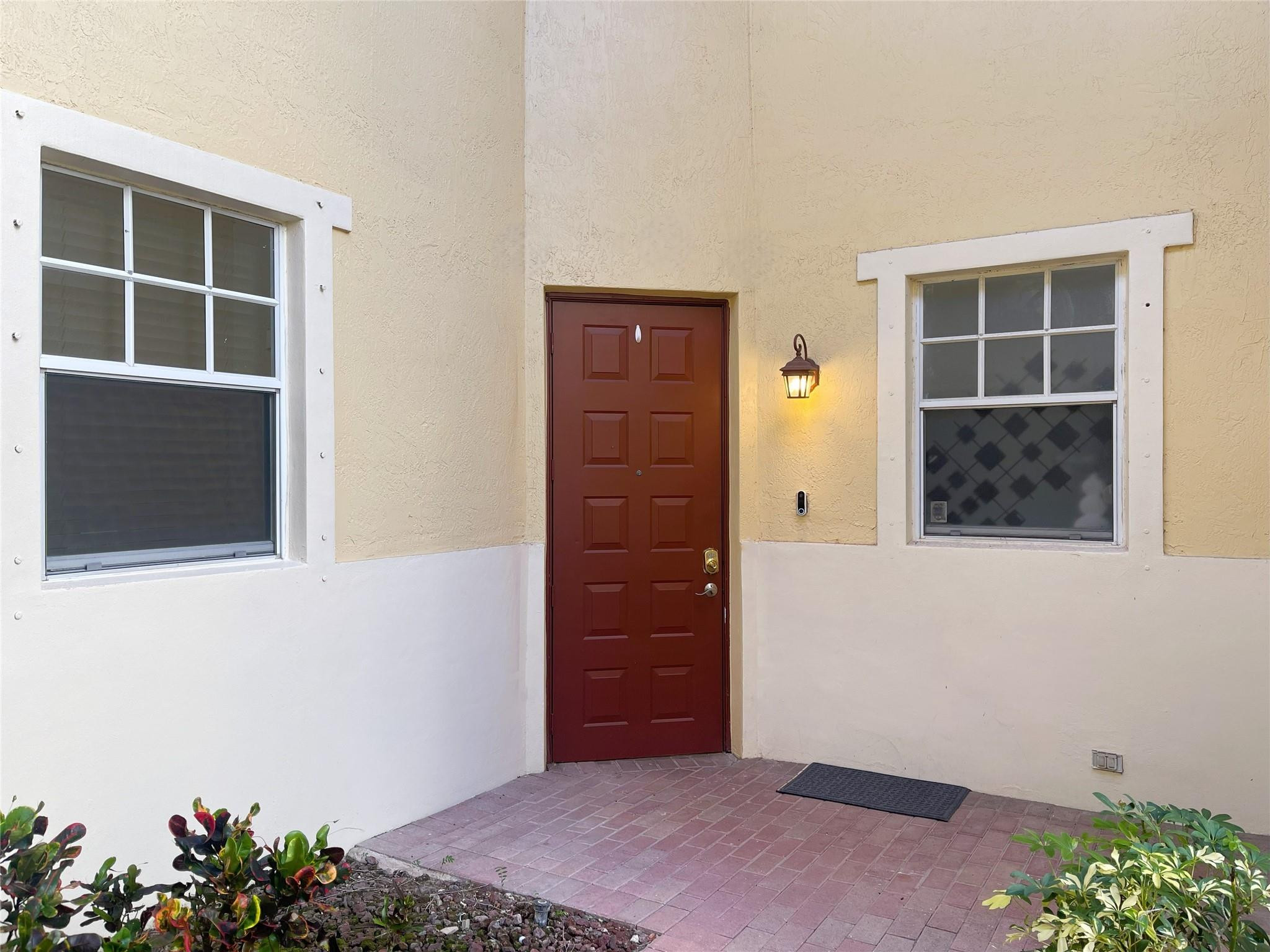 5780 NW 120th Ave