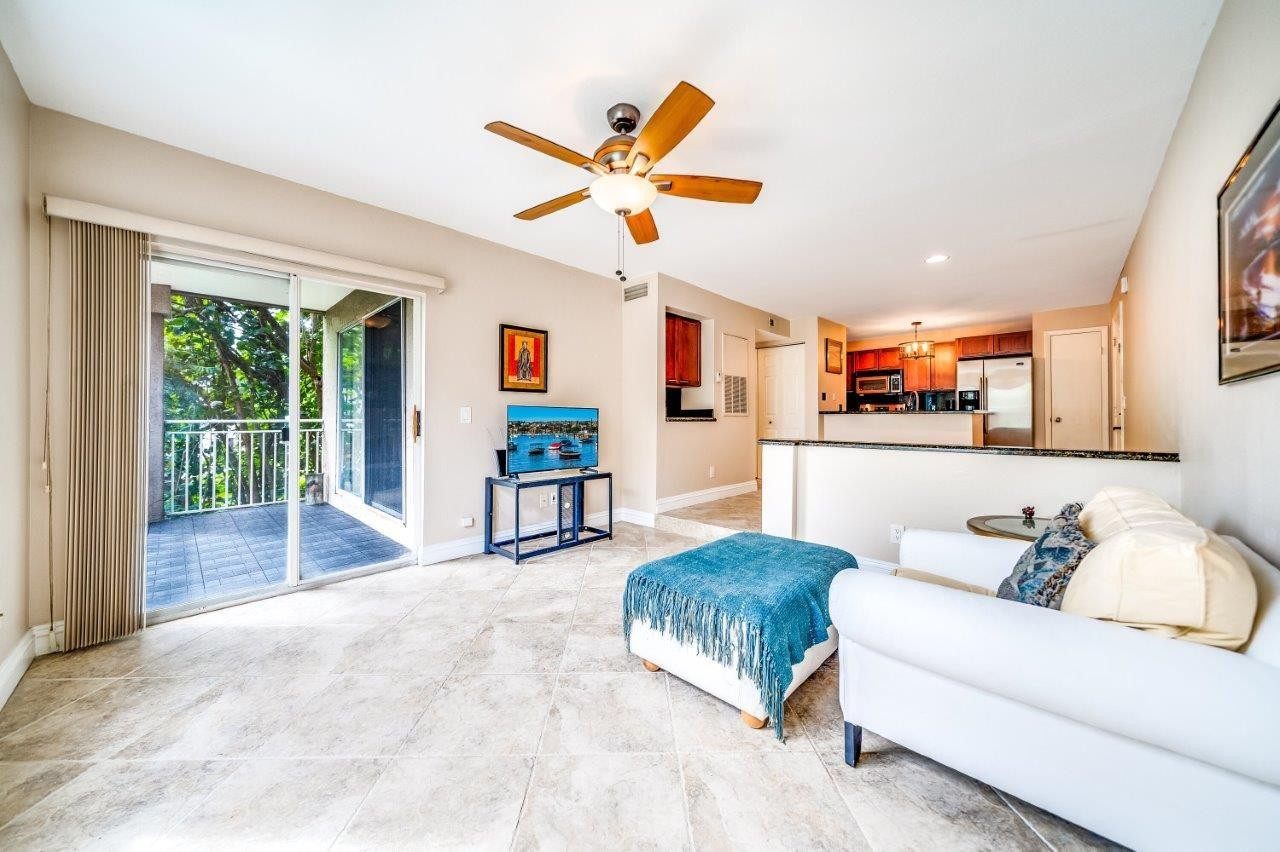 1885 Palm Cove Boulevard 10-208